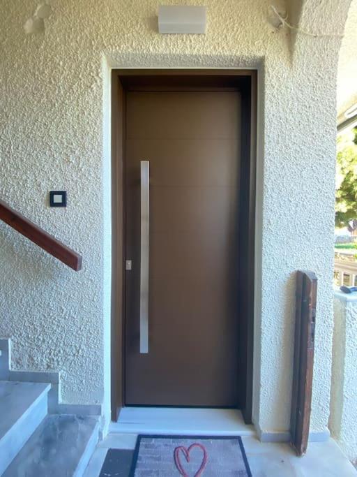 Luxury Apartment Akrata Esterno foto